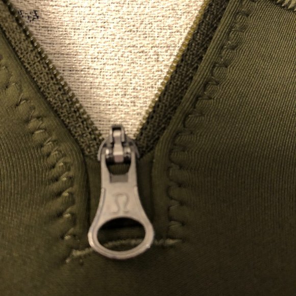 Lululemon Half Zip Top: Size 4/6 - Picture 3 of 12